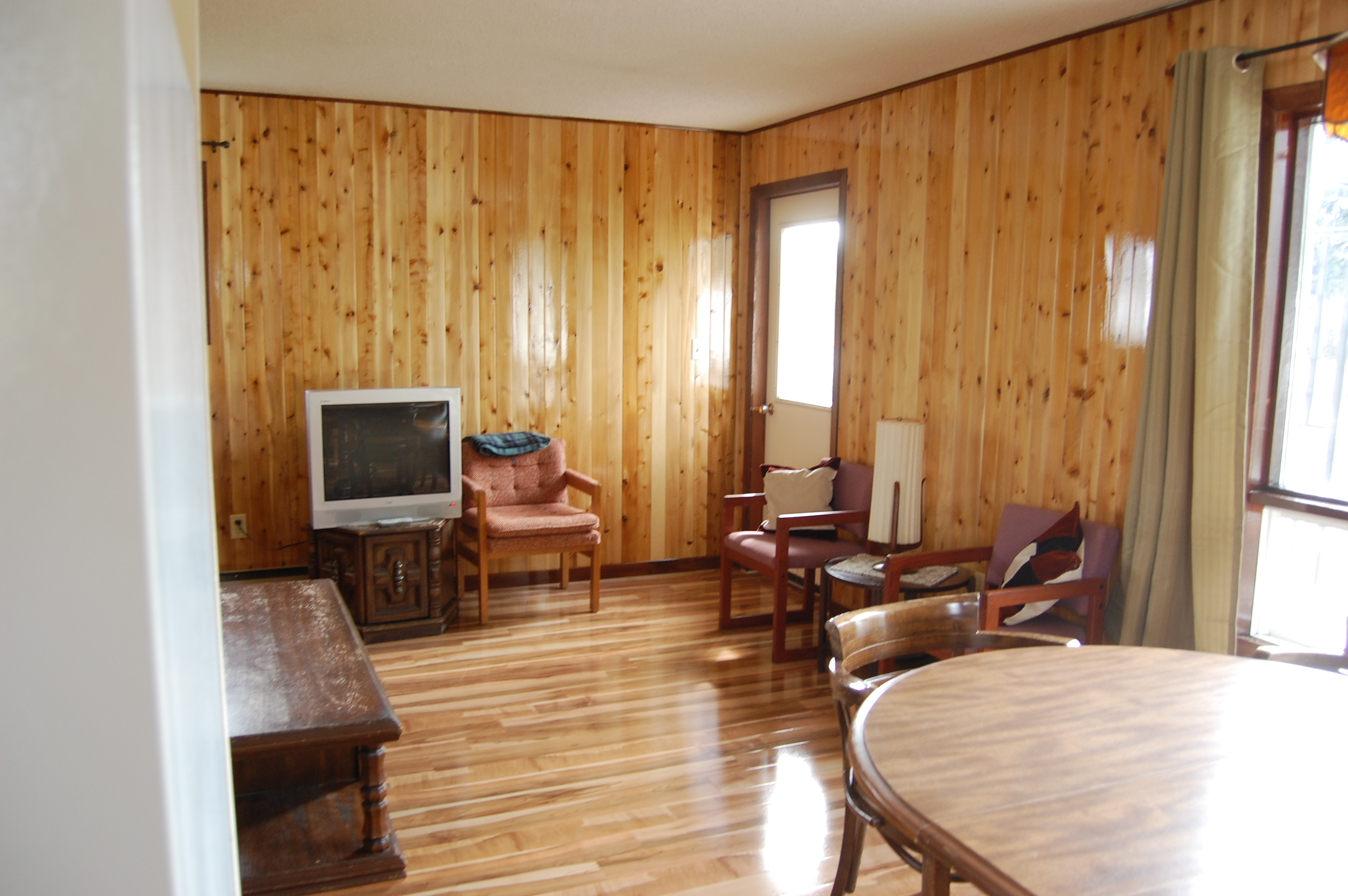 cottage 8